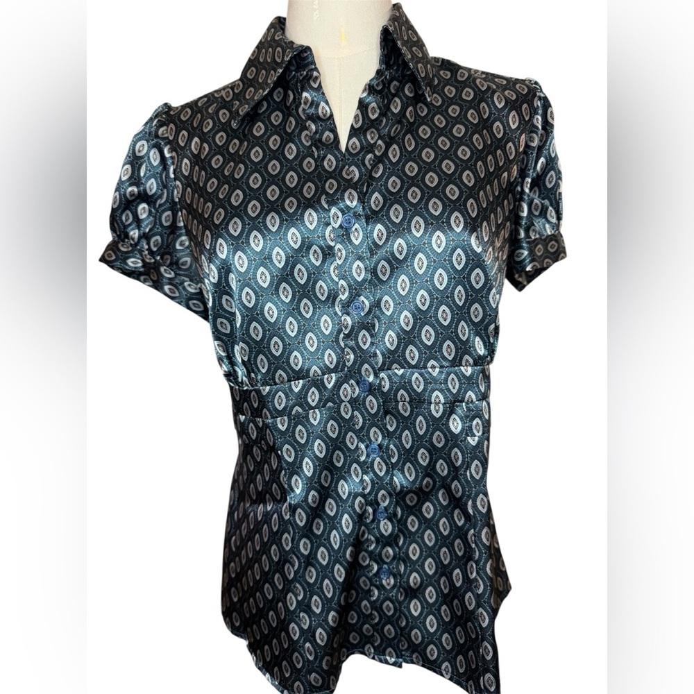 Elegant teal and White Patterned Women's Top
